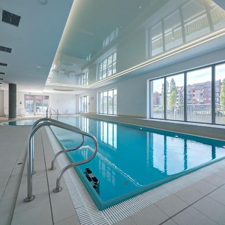 Live & Travel Apartments - Waterlane Island 그단스크 외부 사진