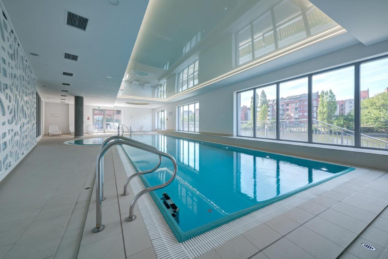 Live & Travel Apartments - Waterlane Island 그단스크 외부 사진