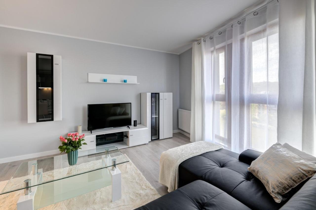 Live & Travel Apartments - Waterlane Island 그단스크 외부 사진
